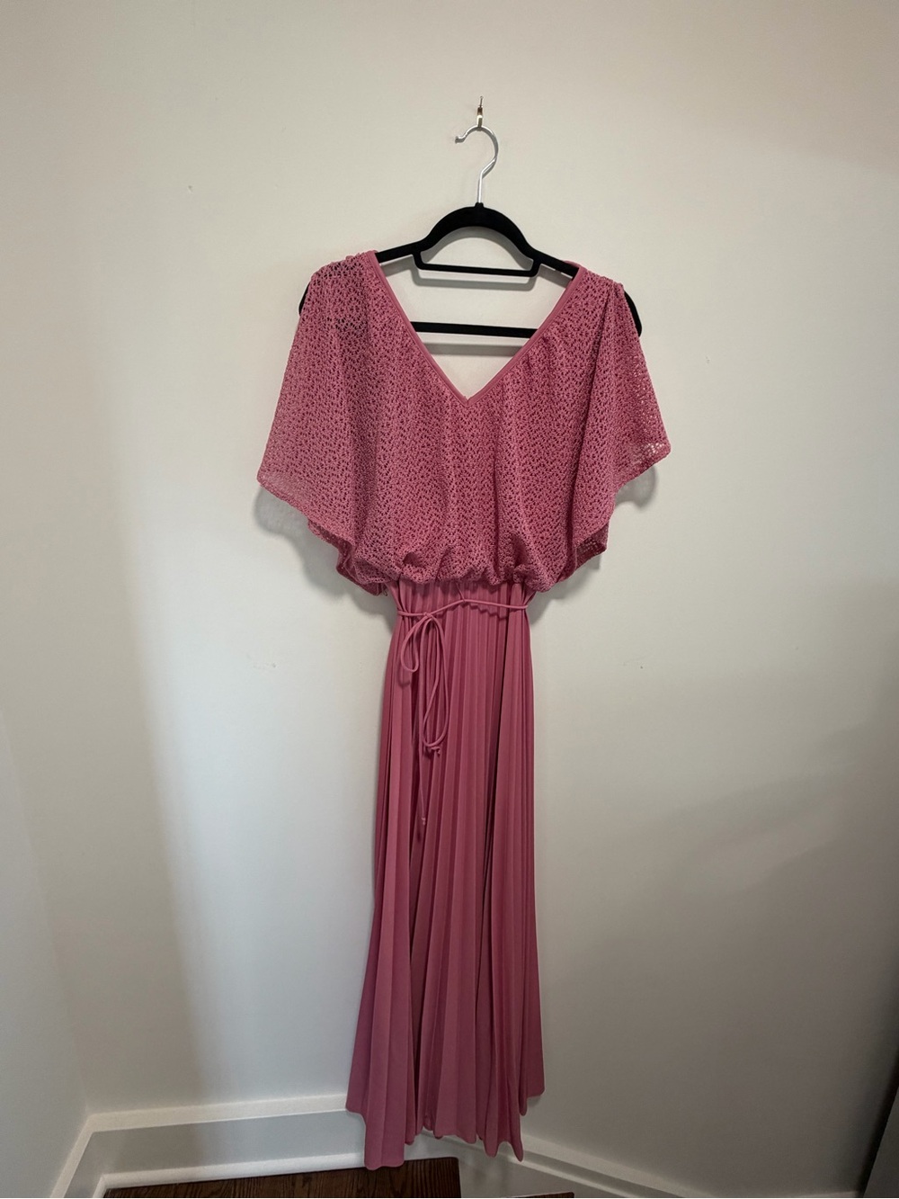 Vintage 1970’s Blush Pink V-Neck Maxi Dress with Crochet Bodice